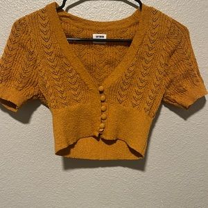 Very cute crochet top with a 70’s vibe!